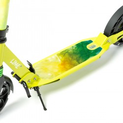 Faltbarer Scooter Lime mit Lichtern an den Rädern ROLLER
